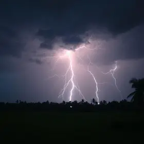 Sumaré deve ter um dia com trovões e raios neste sábado